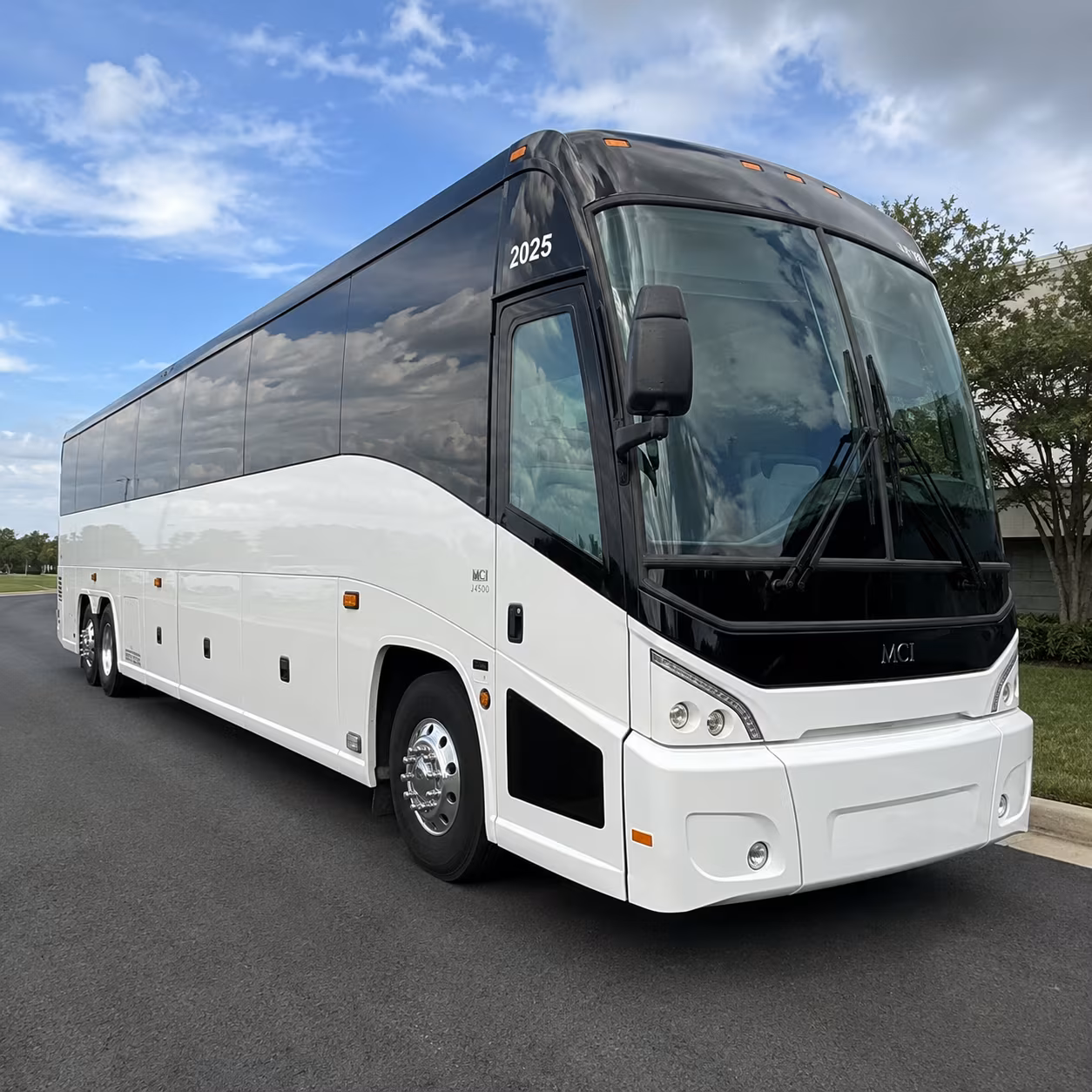charter buses for cleveland bachelorette weekends at pinstripes and beyond