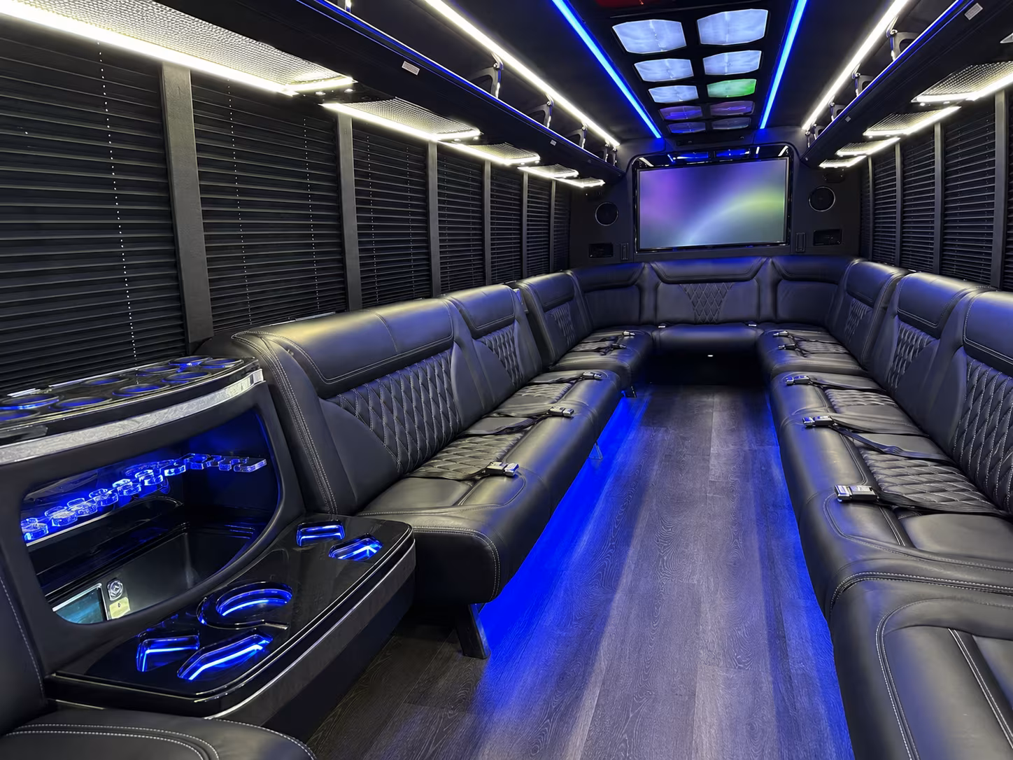 cleveland 20 passenger party bus inside