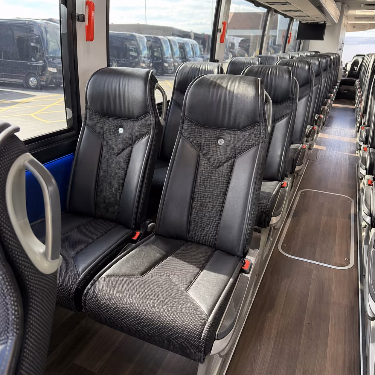 cleveland minibus rentals