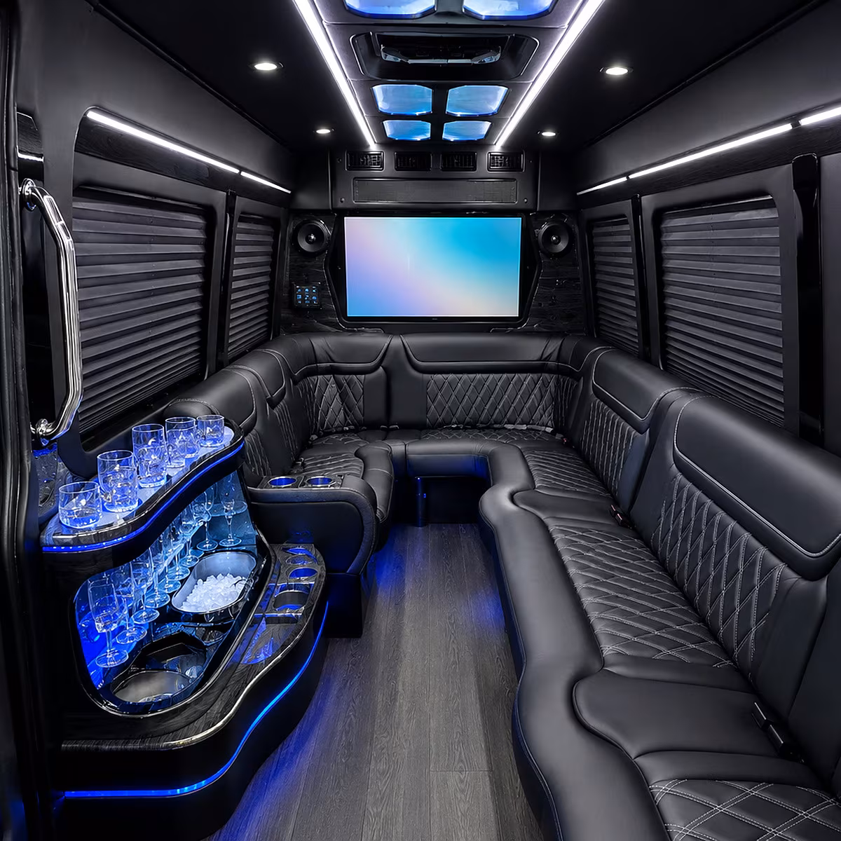 cleveland new years eve party bus rental