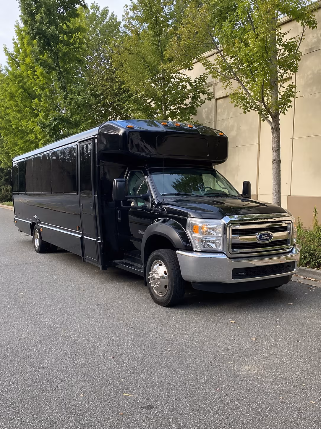cleveland rock roll hall party bus rental