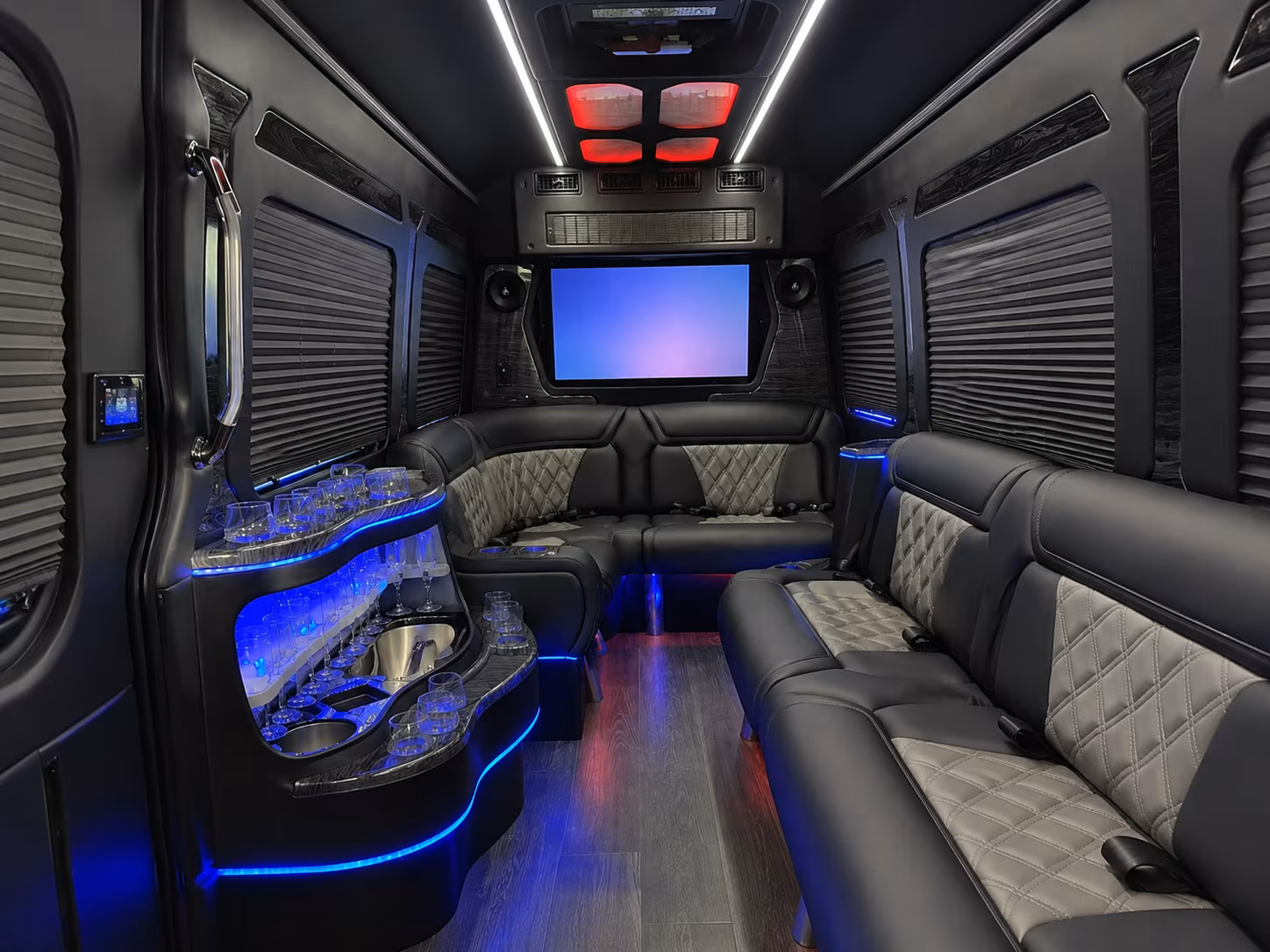 find and book transportation for your next airport transfer 3