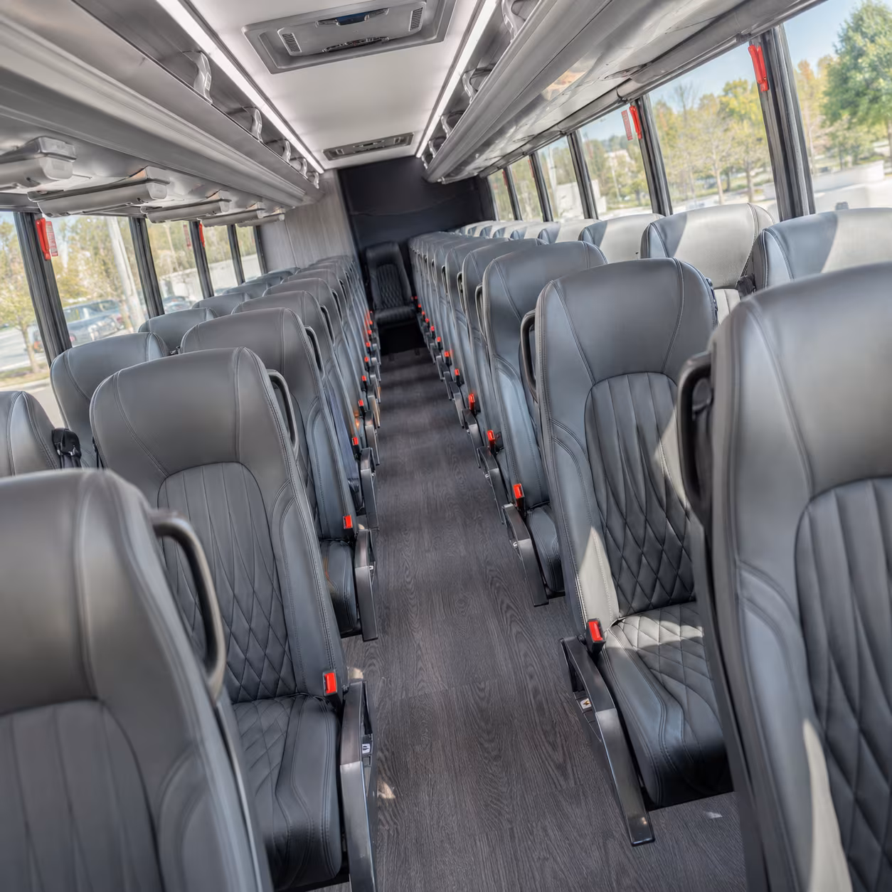 find and book transportation for your next airport transfer 4