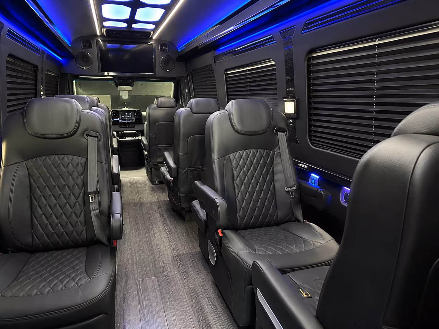 find and book transportation for your next concert or music festival 3