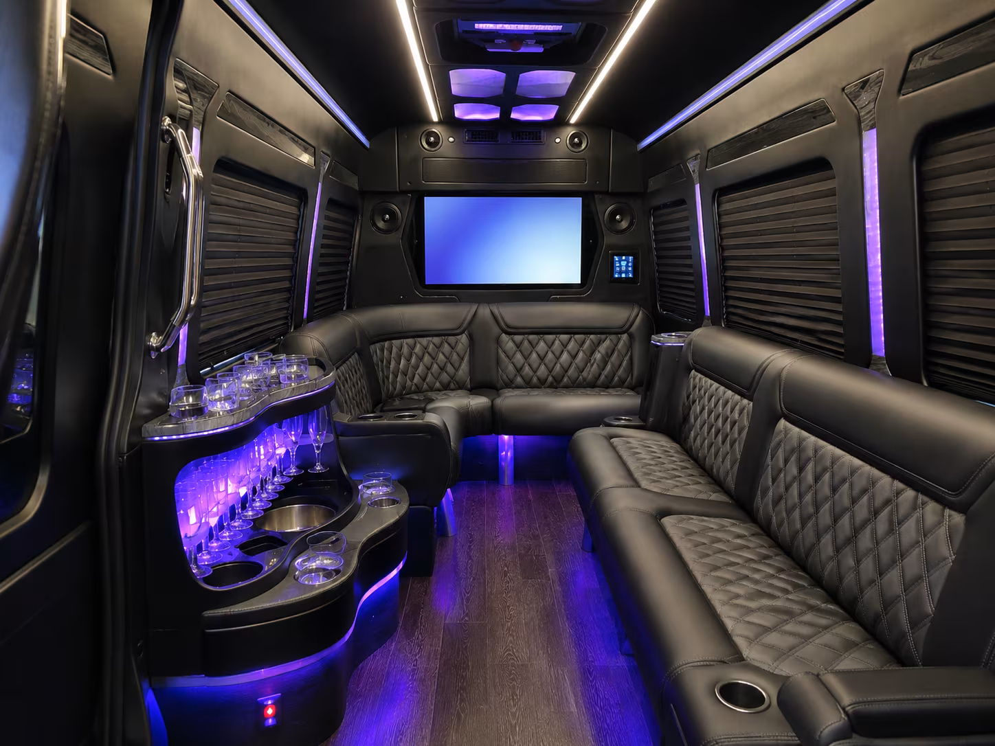 find and book transportation for your next corporate event 2