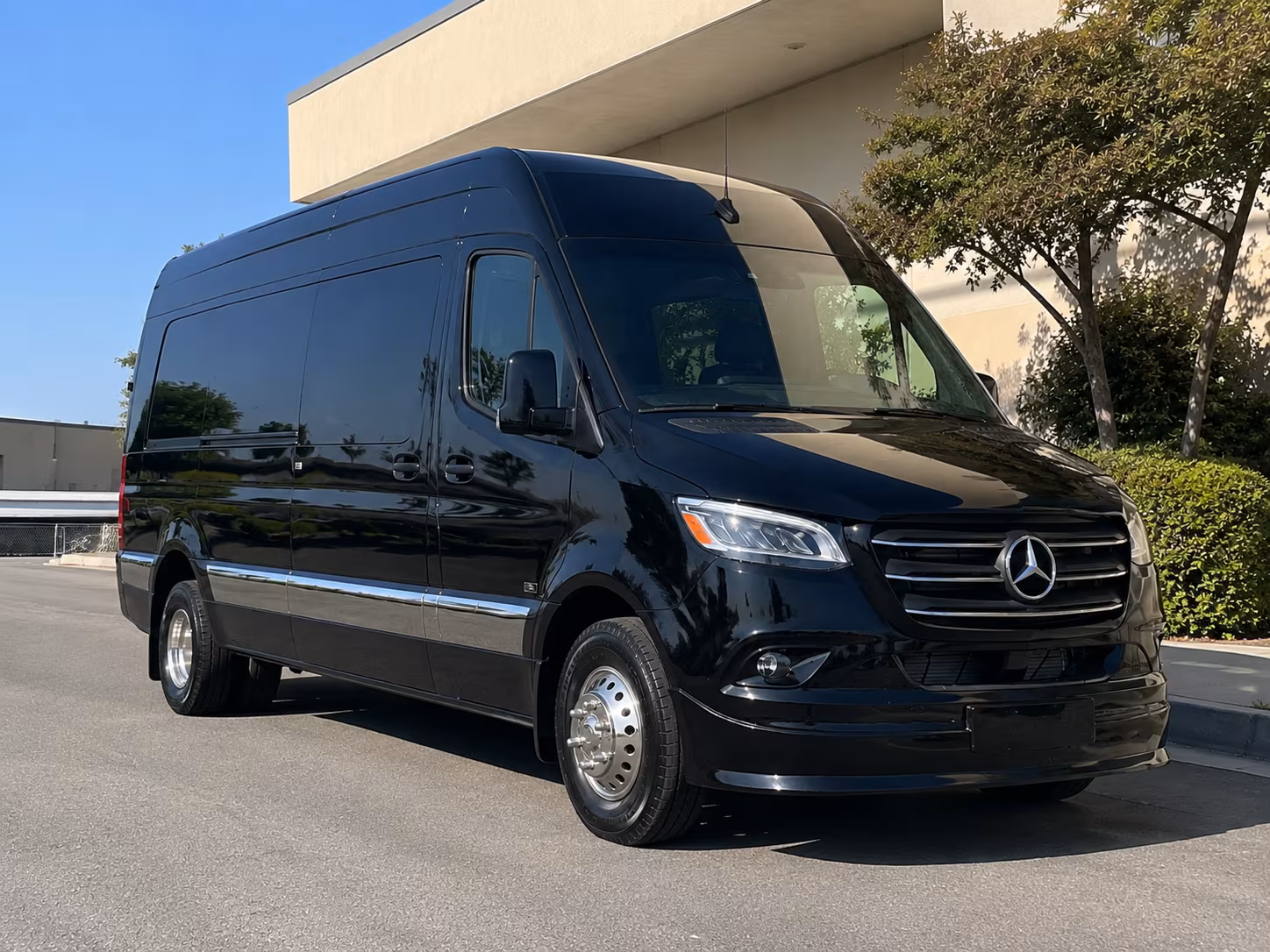 find and book transportation for your next wine tour 4