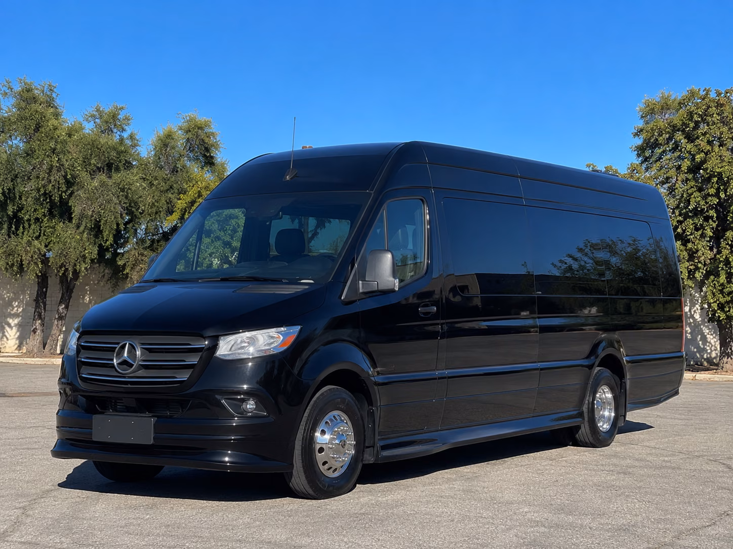 shuttle bus service between cle and downtown cleveland hotels